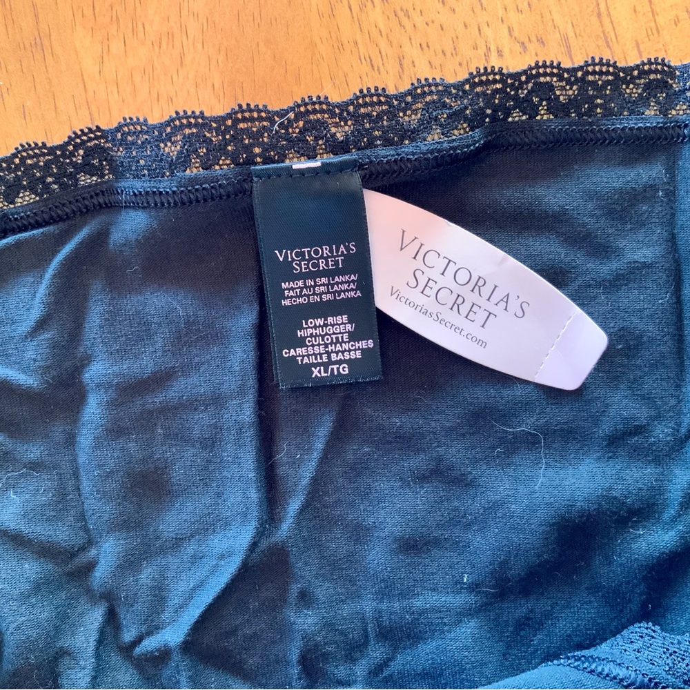 Two pair VS NWT XL cotton low rise hip hugger - Picture 4 of 6